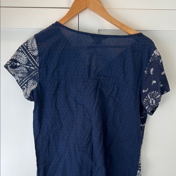 Natural Reflections Navy Paisley Women's Top size Large - Picture 7 of 8